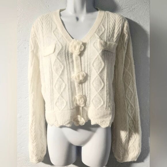 Cider Off-White V-Neck Sweater - Juniors' Size L - Picture 1 of 3